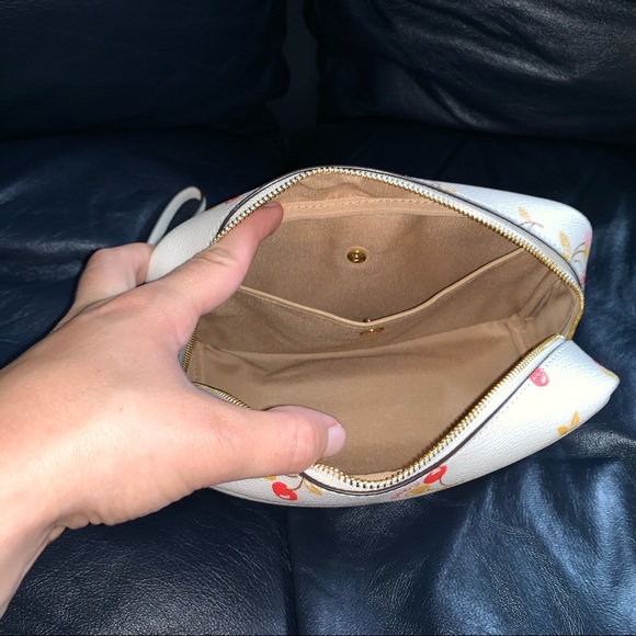 NWT Coach Large Makeup Case - Picture 3 of 5